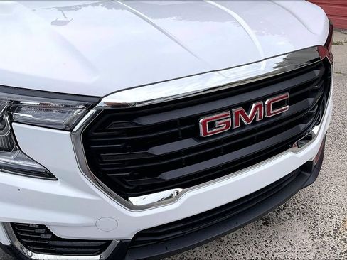 Used 2024 GMC Terrain SLE w/ Driver Convenience Package AWD/4WD image 29