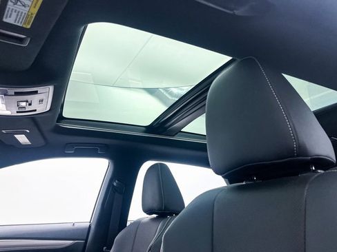 Used 2022 Lexus RX 450h F Sport image 5