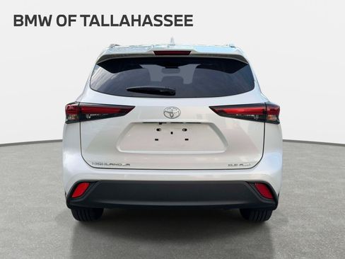 Used 2026 Toyota Highlander XLE AWD/4WD image 7