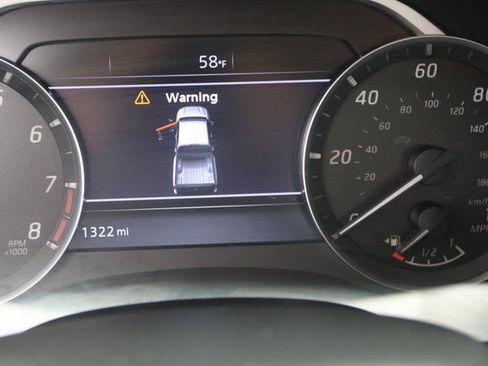 Used 2024 Nissan Frontier S w/ S Utility Package image 16