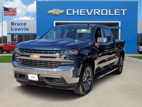 Used 2020 Chevrolet Silverado 1500 LT w/ Texas Edition AWD/4WD image 1