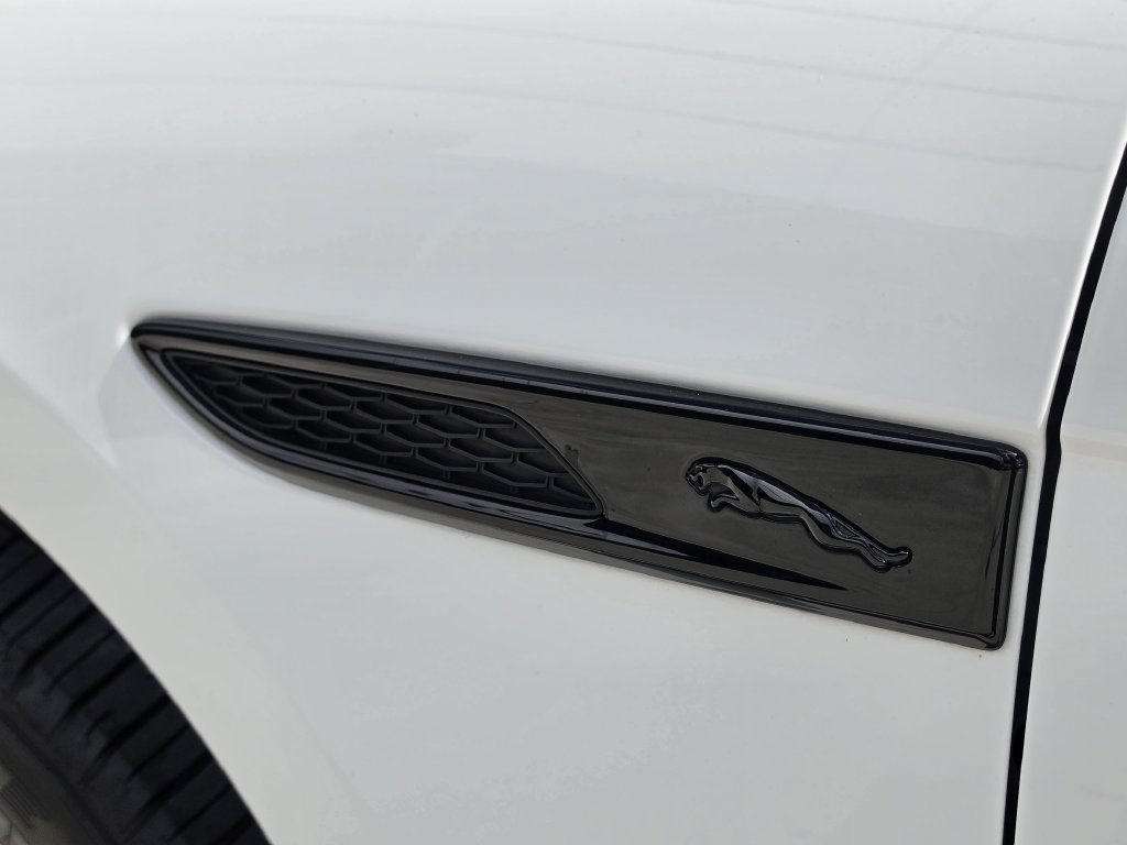 Used 2024 Jaguar F-PACE R-Dynamic S AWD/4WD image 41