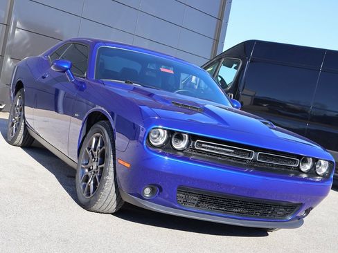 Used 2018 Dodge Challenger GT w/ GT Interior Package image 6