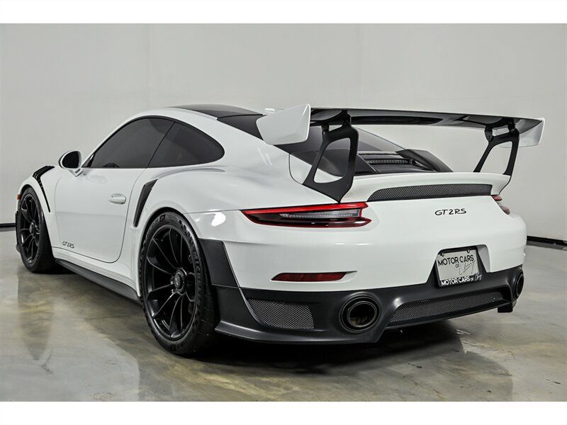 Used 2019 Porsche 911 GT2 RS w/ Weissach Package RWD image 7