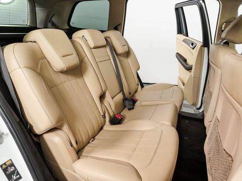 Used 2017 Mercedes-Benz GLS 450 4MATIC image 21