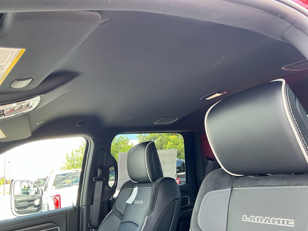 New 2026 RAM 3500 Laramie AWD/4WD image 16