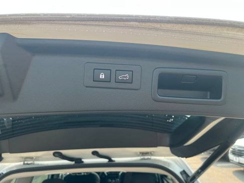 Certified 2023 Subaru Forester Premium AWD/4WD image 27