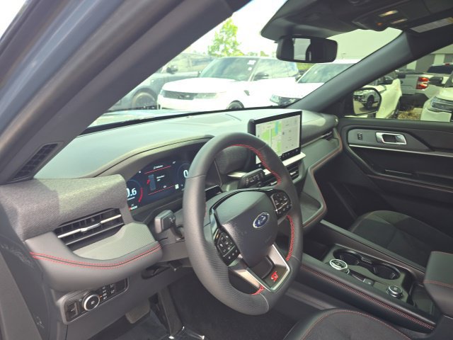 Used 2026 Ford Explorer ST RWD image 14