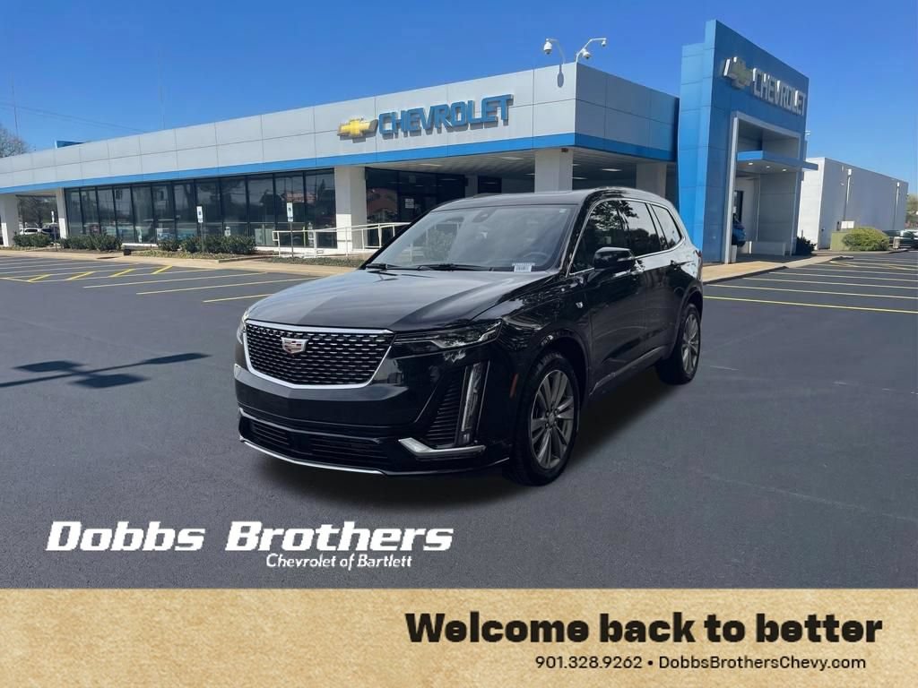 Used 2024 Cadillac XT6 Premium Luxury w/ Technology Package AWD/4WD image 3