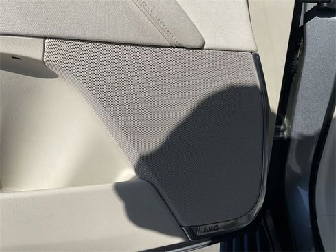 Used 2021 Cadillac Escalade Sport Platinum image 25