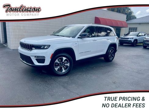 Used 2024 Jeep Grand Cherokee Limited 4xe AWD/4WD image 1
