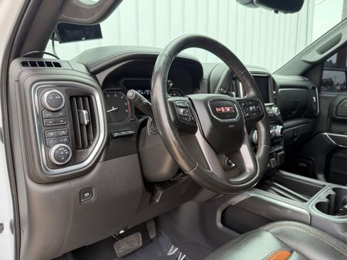 Used 2020 GMC Sierra 1500 AT4 w/ AT4 Premium Package AWD/4WD image 15
