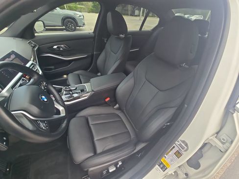Used 2020 BMW 330i xDrive Sedan w/ Convenience Package AWD/4WD image 19