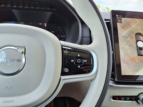 New 2026 Volvo XC90 T8 Ultra w/ Lounge Package AWD/4WD image 17