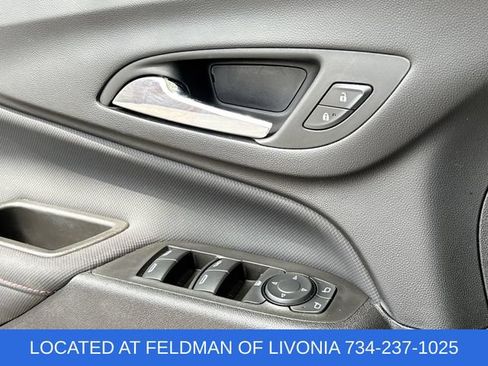 Used 2024 Chevrolet Equinox RS FWD image 23