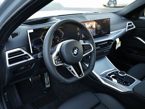 New 2026 BMW 330i Sedan w/ M Sport Package image 20