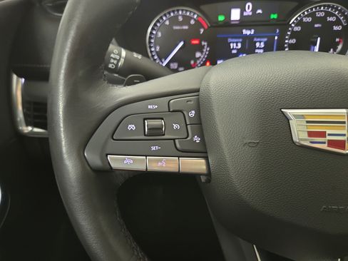 Certified 2021 Cadillac XT4 Premium Luxury w/ Cold Weather Package FWD image 15