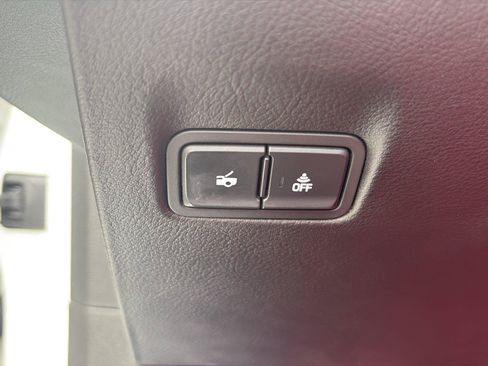 Used 2018 Chevrolet Corvette Stingray Convertible RWD image 30