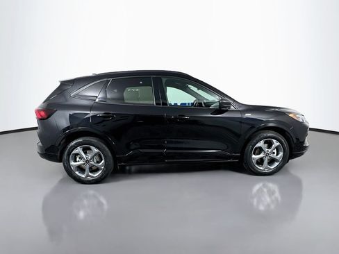 Used 2023 Ford Escape ST-Line w/ Tech Pack #1 AWD/4WD image 9