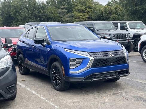 New 2026 Mitsubishi Eclipse Cross LE image 3