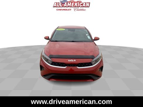 Used 2023 Kia Forte LXS w/ LXS Technology Package image 3