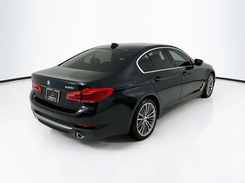 Used 2020 BMW 530i w/ Premium Package RWD image 8