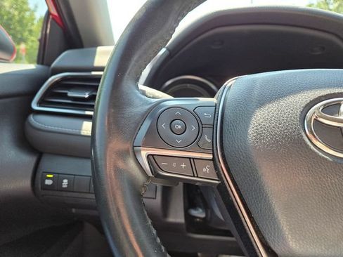 Used 2023 Toyota Camry SE FWD image 21