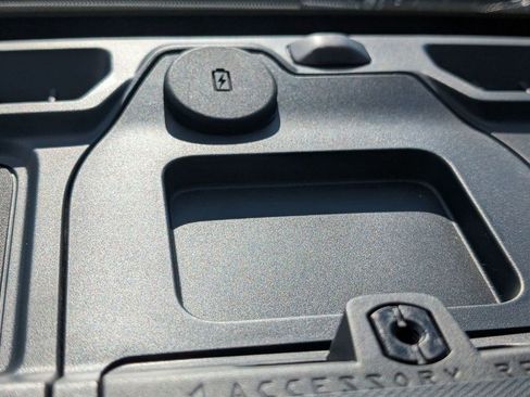 New 2025 Ford Bronco Heritage Edition AWD/4WD image 34