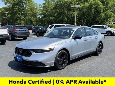 Certified 2025 Honda Accord SE image 4