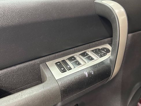Used 2009 GMC Sierra 1500 SLE w/ Power Pack Plus AWD/4WD image 13