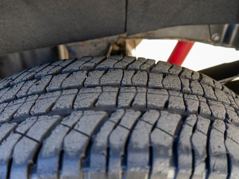 Used 2024 GMC Sierra 3500 SLT w/ X31 Off-Road Package image 31