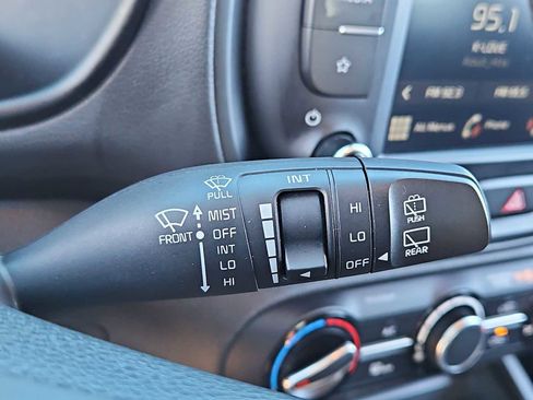 Used 2024 Kia Soul LX w/ Option Group 015 image 25