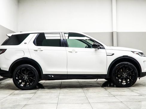 Used 2020 Land Rover Discovery Sport S image 7