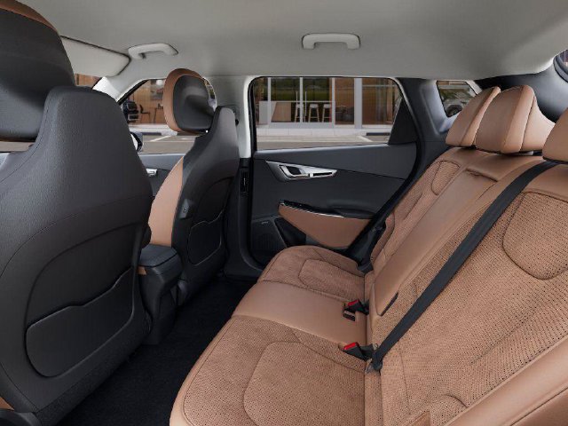 New 2025 Kia EV6 Wind AWD/4WD image 18