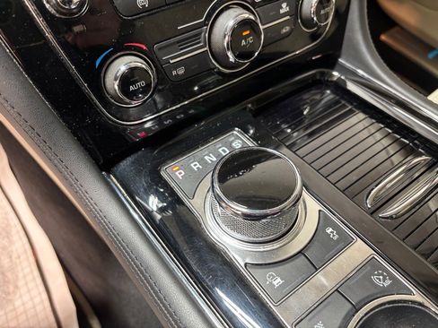 Used 2019 Jaguar XJ L Supercharged image 16