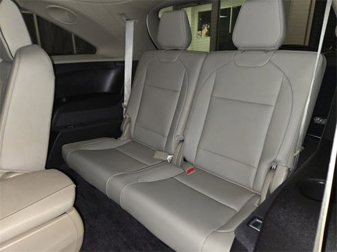 Certified 2018 Acura MDX Sport Hybrid w/ Advance Pkg image 24