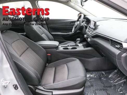 Used 2024 Nissan Altima 2.5 S image 24