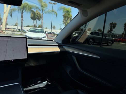 Used 2021 Tesla Model 3 Performance AWD/4WD image 17