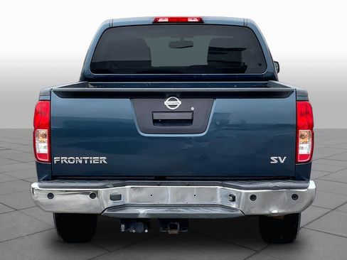 Used 2013 Nissan Frontier SV w/ SV Value Truck Pkg RWD image 5