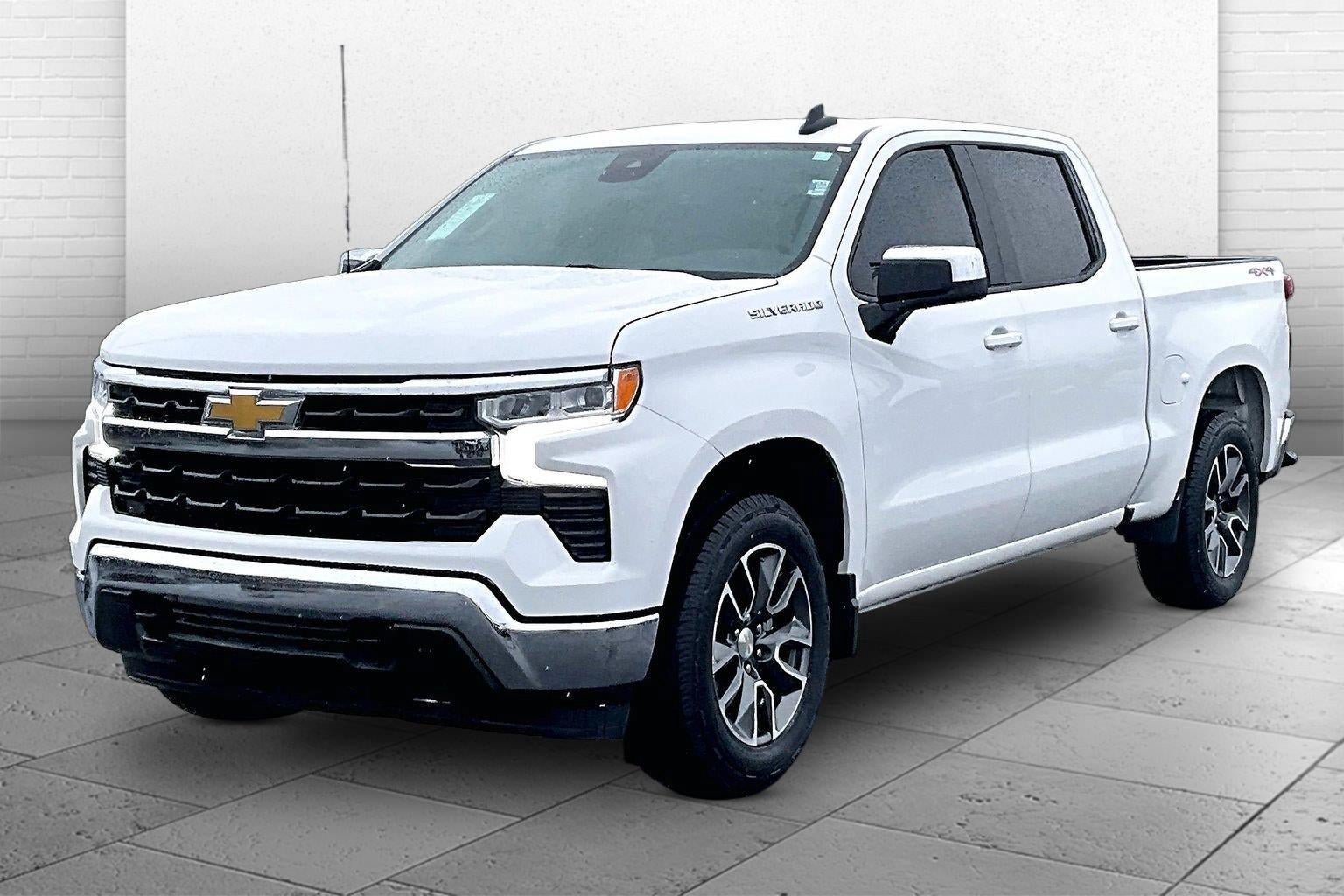 Used 2024 Chevrolet Silverado 1500 LT AWD/4WD image 13