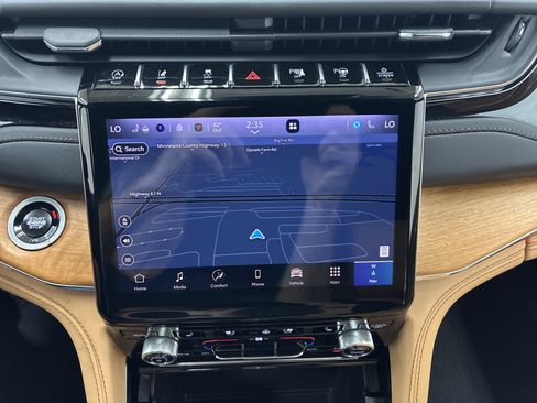 Certified 2024 Jeep Grand Cherokee Summit AWD/4WD image 27