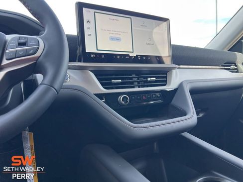 New 2026 Ford Explorer Active w/ Active Comfort Package image 23