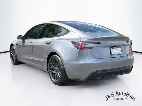 Used 2025 Tesla Model 3 Long Range AWD/4WD image 5