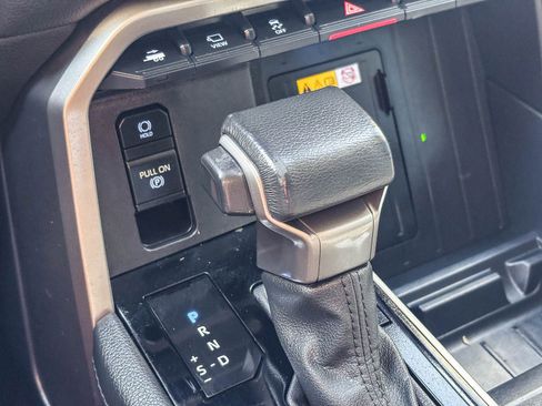 Used 2024 Toyota Tundra Limited AWD/4WD image 25
