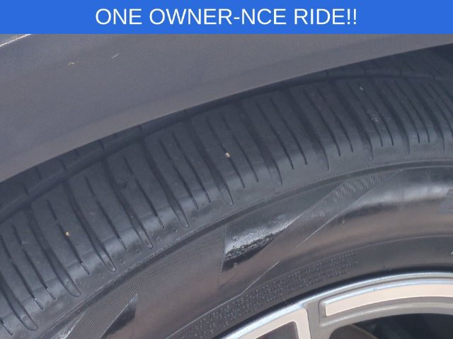 Used 2025 Mercedes-Benz GLS 450 4MATIC image 11