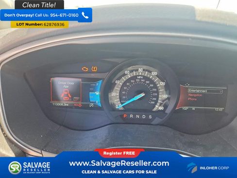 Used 2018 Ford Fusion SE w/ Fusion SE Technology Package FWD image 12