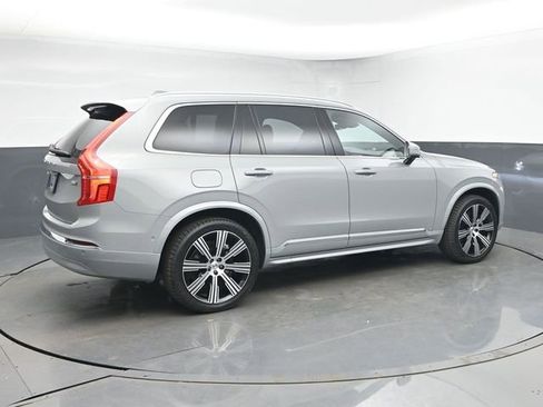 Used 2024 Volvo XC90 B6 Ultimate w/ Lounge Package AWD/4WD image 4