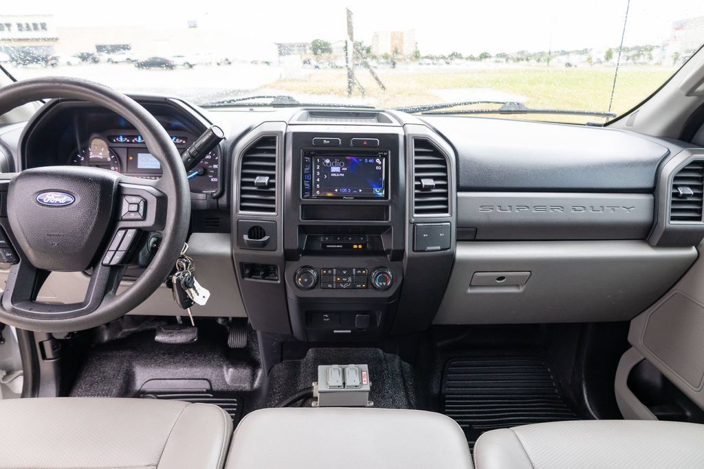 Used 2017 Ford F350 XL RWD image 15