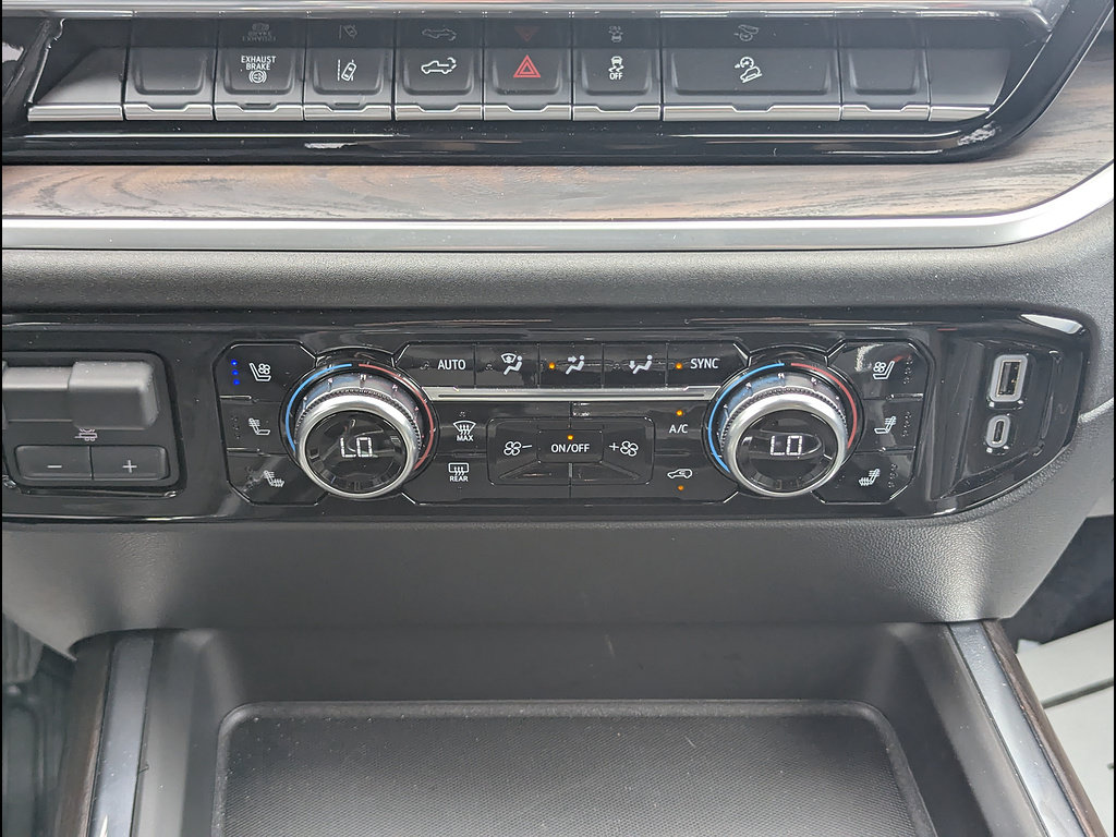 Used 2025 GMC Sierra 2500 SLT AWD/4WD image 28