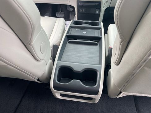 Certified 2026 Honda Odyssey EX-L image 33